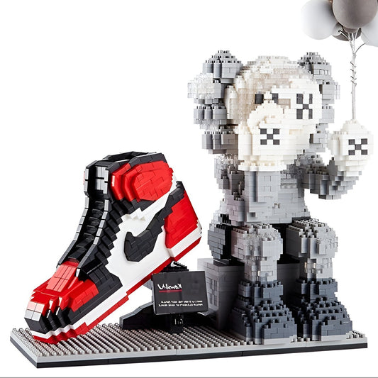 KAWS ペン立て：Nanoblock ナノブロック「220mm」 0911-11